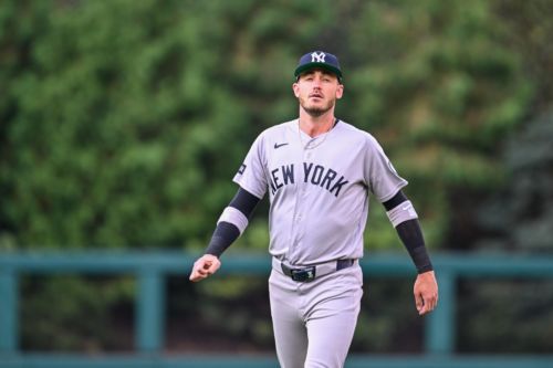 Yankees place Cody Bellinger on injured list, recall Spencer Jones