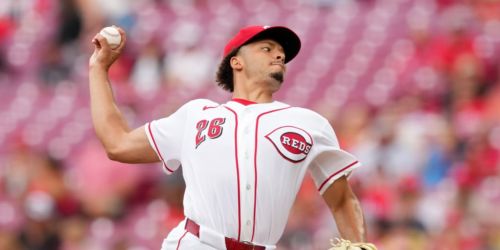 Through rain, rough conditions, Burns shines for 12th straight win