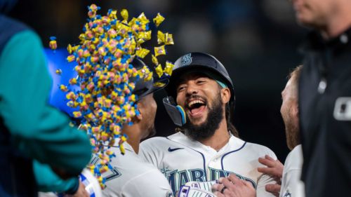 How Mariners' J.P. Crawford deserves his flowers as an all-time great clutch hitter