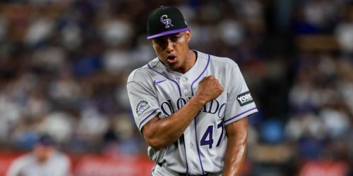 Rockies' bullpen locks down Dodgers with help from savvy backup catcher