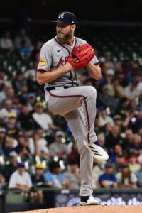Braves Extend Chris Sale