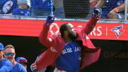 Vladimir Guerrero Jr.’s drought-busting home run tells a bigger story about snake-bitten season