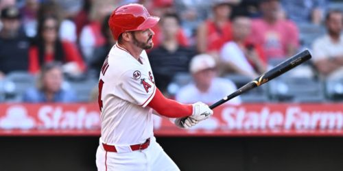 Mancini puts retirement thoughts to bed with triumphant return to MLB