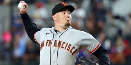 Tidwell makes most of first start with Giants as he fills one of rotation's vacancies