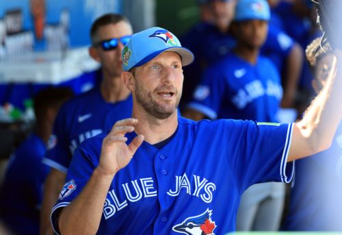 Instant Reaction: Max Scherzer pitches four hitless innings in Blue Jays 1-0 victory over Phillies