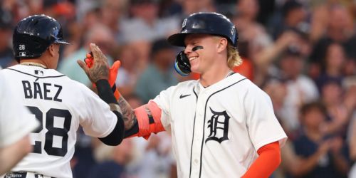 'Geeked' Clark makes up for miscue with 1st Comerica home run