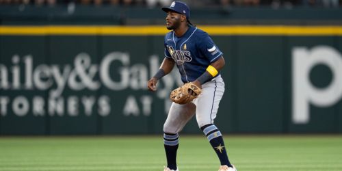 Rays maintain lead in AL East despite a finale to forget vs. Texas