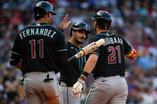 D-Backs Avoid Sweep, Outlasting Red Sox 7-6