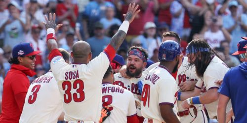 Phils can't lose! Down 4 with 2 outs in 9th, unbelievable rally ends in 9th straight W