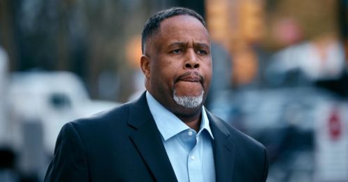 Ex-Lakers assistant admits role in gambling schemes, could face years in prison