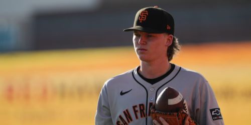 Birdsong weighing treatment options after right forearm, UCL strain diagnoses