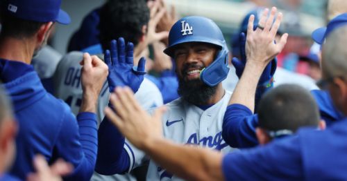 Dodgers show some life on offense in win over Tigers to cap sub-.500 August