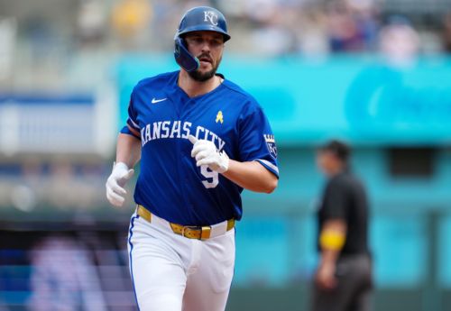 Vinnie and Salvy power Royals past Blue Jays