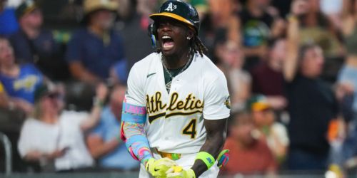 Butler's go-ahead HR gives A's signature Las Vegas moment