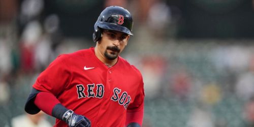 Gasper plays homer hero again to back Suarez's strong start