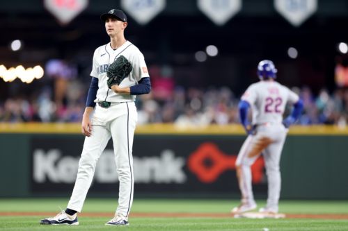 George Kirby buried by the ground, Mariners lose first game in a while