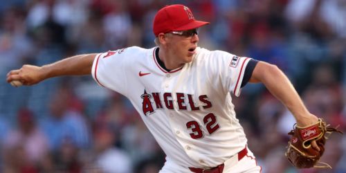 Johnson puts ribbon on stellar August with magical escape act