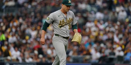Ginn 'out of character' as A's regret missed chances in San Diego