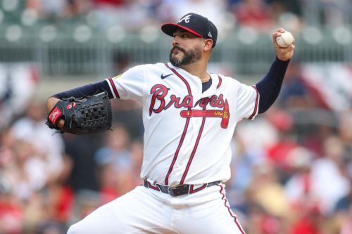 Martín Pérez exits game vs. Mets and is likely heading to IL