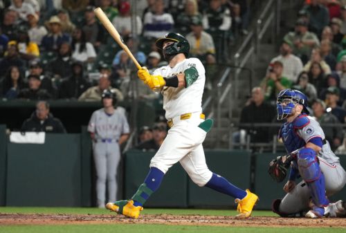 A’s out-hit Rangers in 6-5 victory