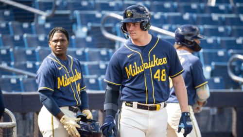 This forgotten slugging prospect could make serious noise in Brewers' system in 2026