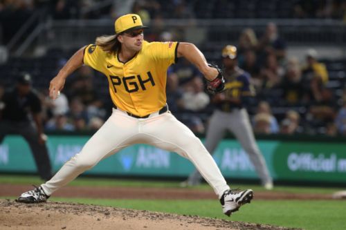 Pirates Finalize Pitching Staff