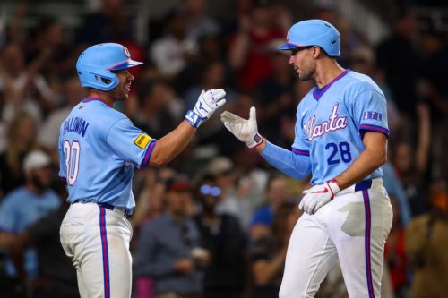 Braves News: Bats hot in series opener, Sean Murphy delayed, and more