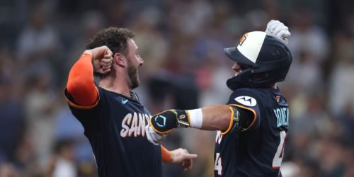Padres solidify status as buyers at Deadline with commanding win over Giants