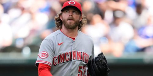 Reds' relief corps takes another hit with Johnson placed on IL