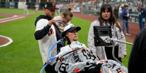 An especially meaningful 'Play ball!' from longtime Giants fan battling ALS