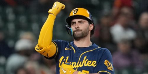 Short-handed Brewers run wild, cash in on Tigers’ miscues