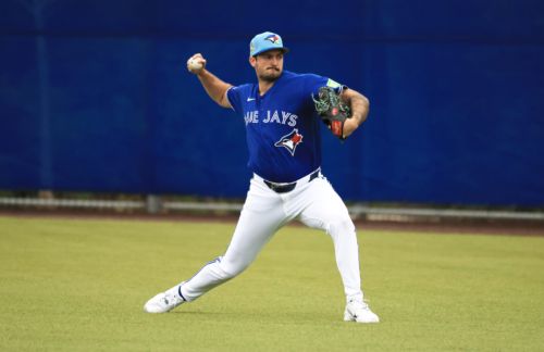 Blue Jays option Lázaro Estrada, grant Connor Seabold his release