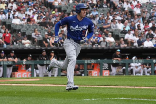 White Sox flip script in 6-run 6th to take series win