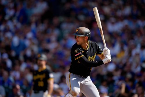 Brandon Lowe named Pirates Roberto Clemente Award nominee