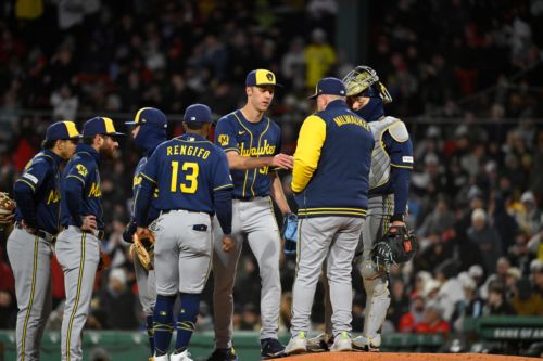 Brewers lose battle of aces against Red Sox, 3-2