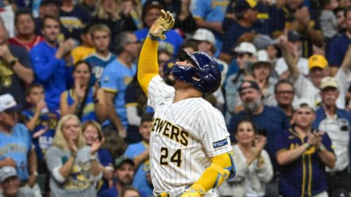 Brewers' series victory over Rangers continues dominant stretch at American Family Field