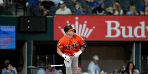 O'Neill heading to injured list after MRI shows a rotator cuff strain
