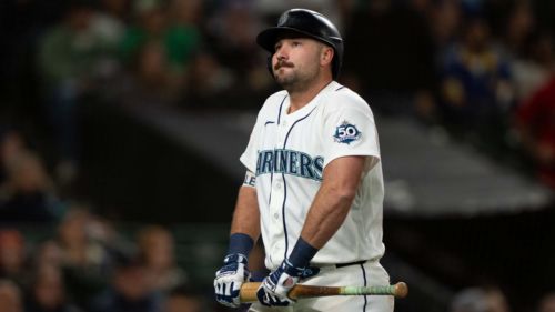 Mariners' Cal Raleigh already behind in AL MVP grudge match as Yankees arrive