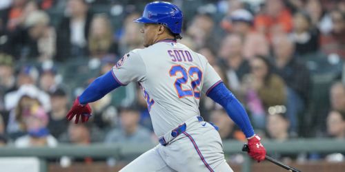 Soto to have MRI after early exit in Mets' much-needed outburst