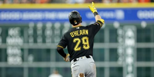 O'Hearn's big night backs Jones' 1st win since Sept. '24