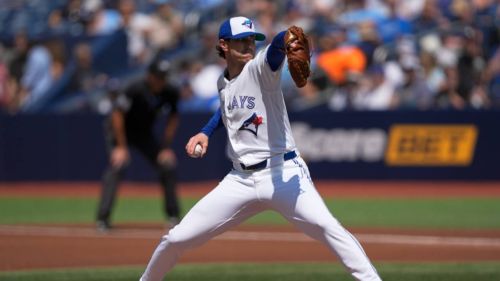 Instant Reaction: Blue Jays eke out win to end skid as deadline looms