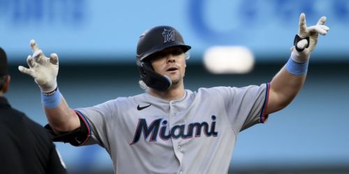 Stowers (hamstring) exits game as Marlins can't finish sweep of Royals