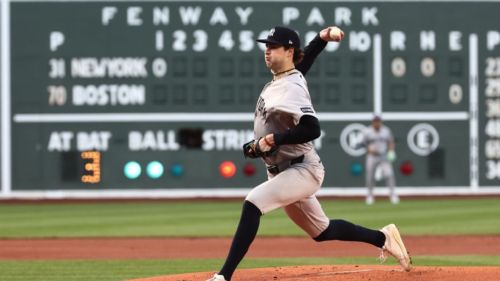 Schlittler: Heckling 'not too bad' in win at Fenway