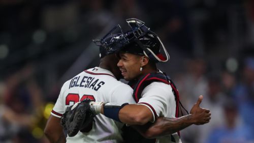 Braves fans momentary panic over Raisel Iglesias' absence appears overblown (for now)