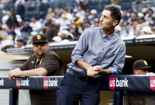 Padres Reacts Survey Results: Fans are ready for Padres to sell