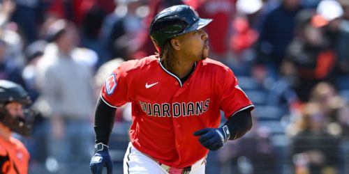 J-Ram (2 HRs) continues to stack history with rare 300-300 club in reach