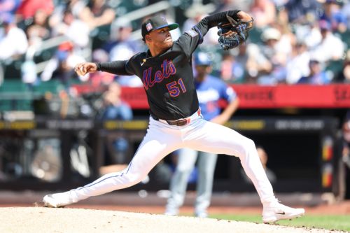 Tampa Bay Rays acquire Freddy Peralta from New York Mets for three prospects