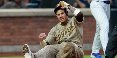 Padres pay the price for basepath aggression in tight loss to Mets
