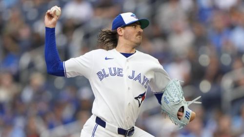 Kevin Gausman’s struggles reinforce the need to trade for a starting pitcher