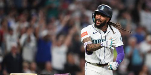 Clutch homers from Raley, Crawford spark dramatic comeback win